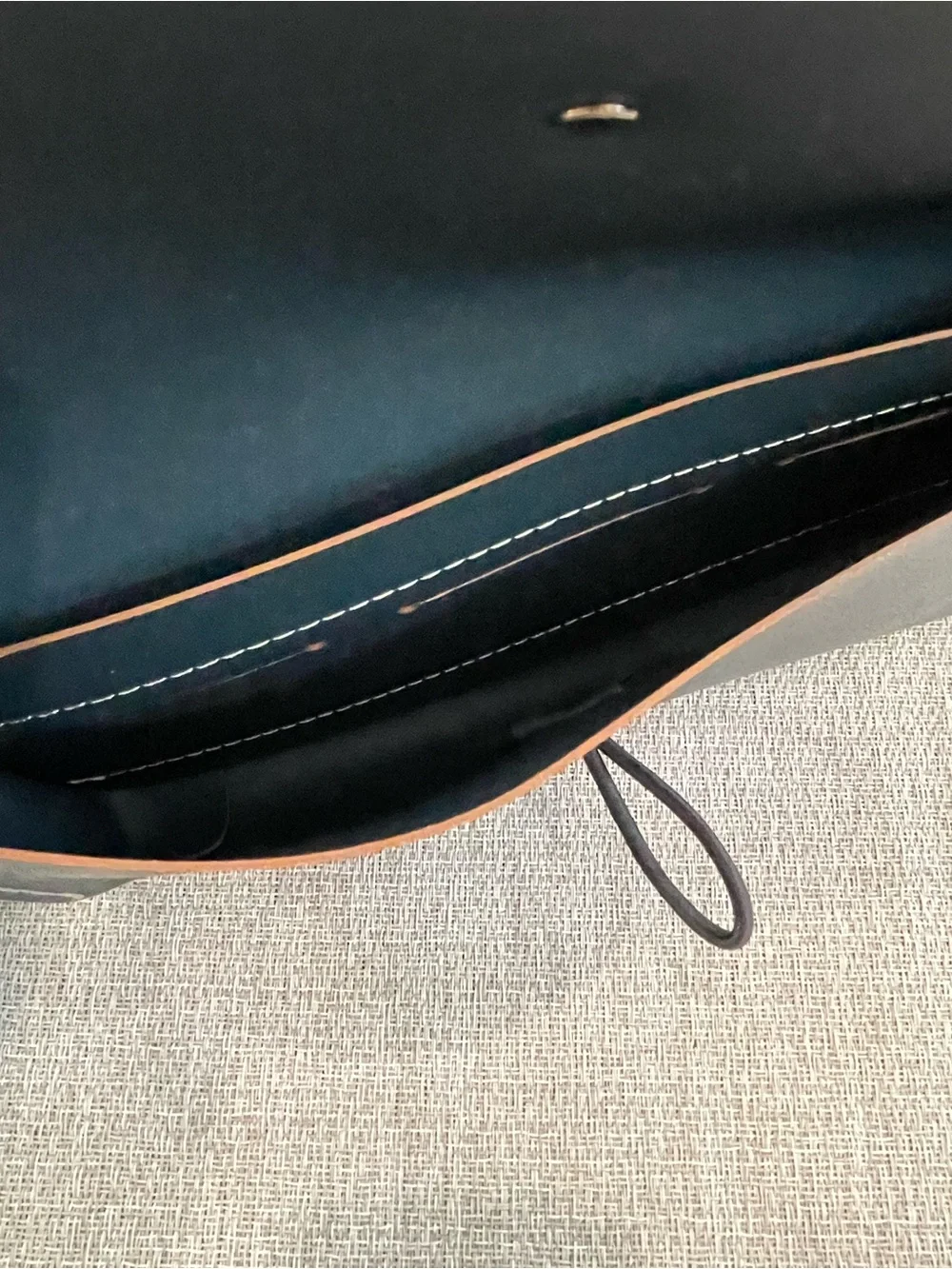 vacavaliente Envelope Paper Case - Dark Teal Leather Wallet - NEW